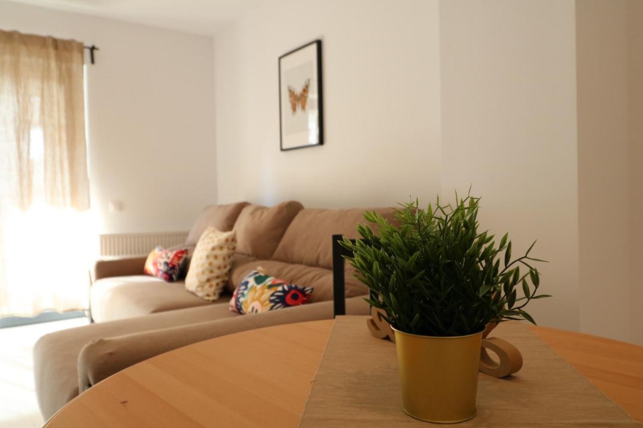 Maia Apartments Бухарест Экстерьер фото
