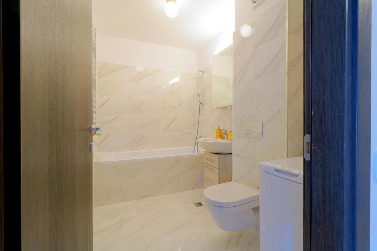 Maia Apartments Бухарест Экстерьер фото